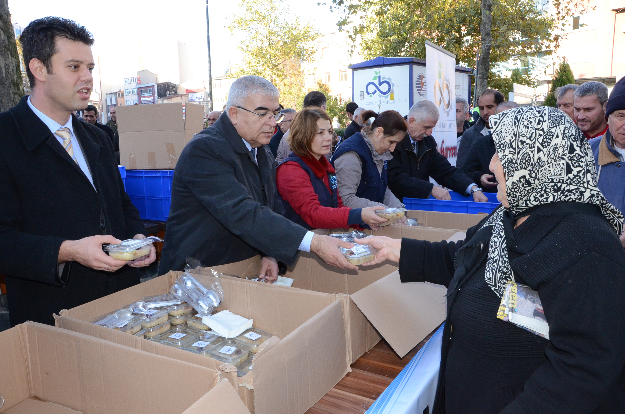 Belediyemiz Muharrem Ay� M�nasebetiyle A�ure Da��t�yor