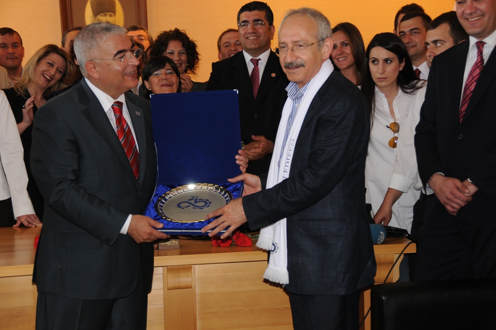 Kemal K�l��daro�lu Belediyemizi Ziyaret Etti