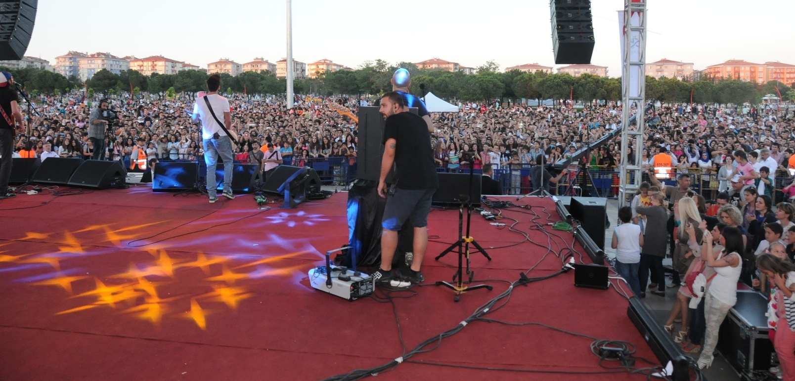 Genlik Konserinde Kolpa Grubu Sahne Ald