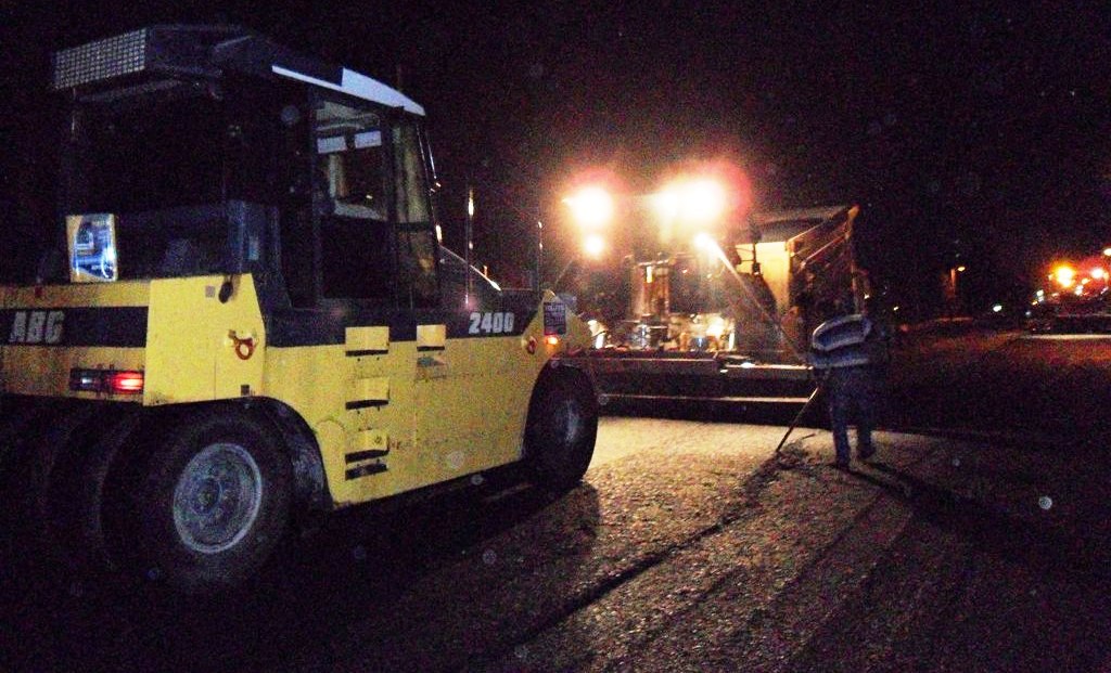 �inasi Kur�un Caddesi�nde Gece Mesaisi