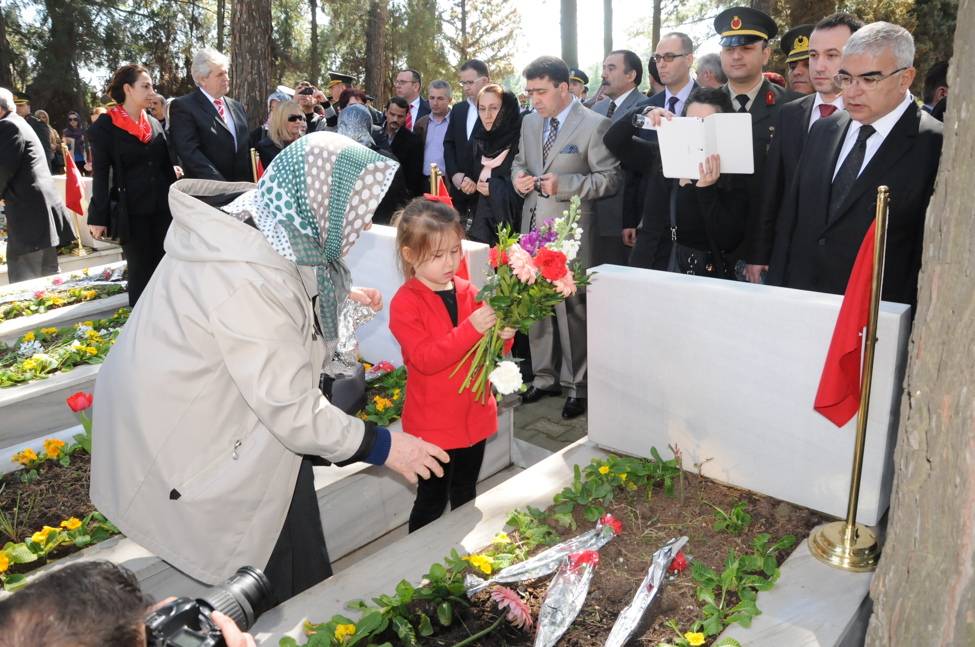 18 Martta ehitlerimizi Andk