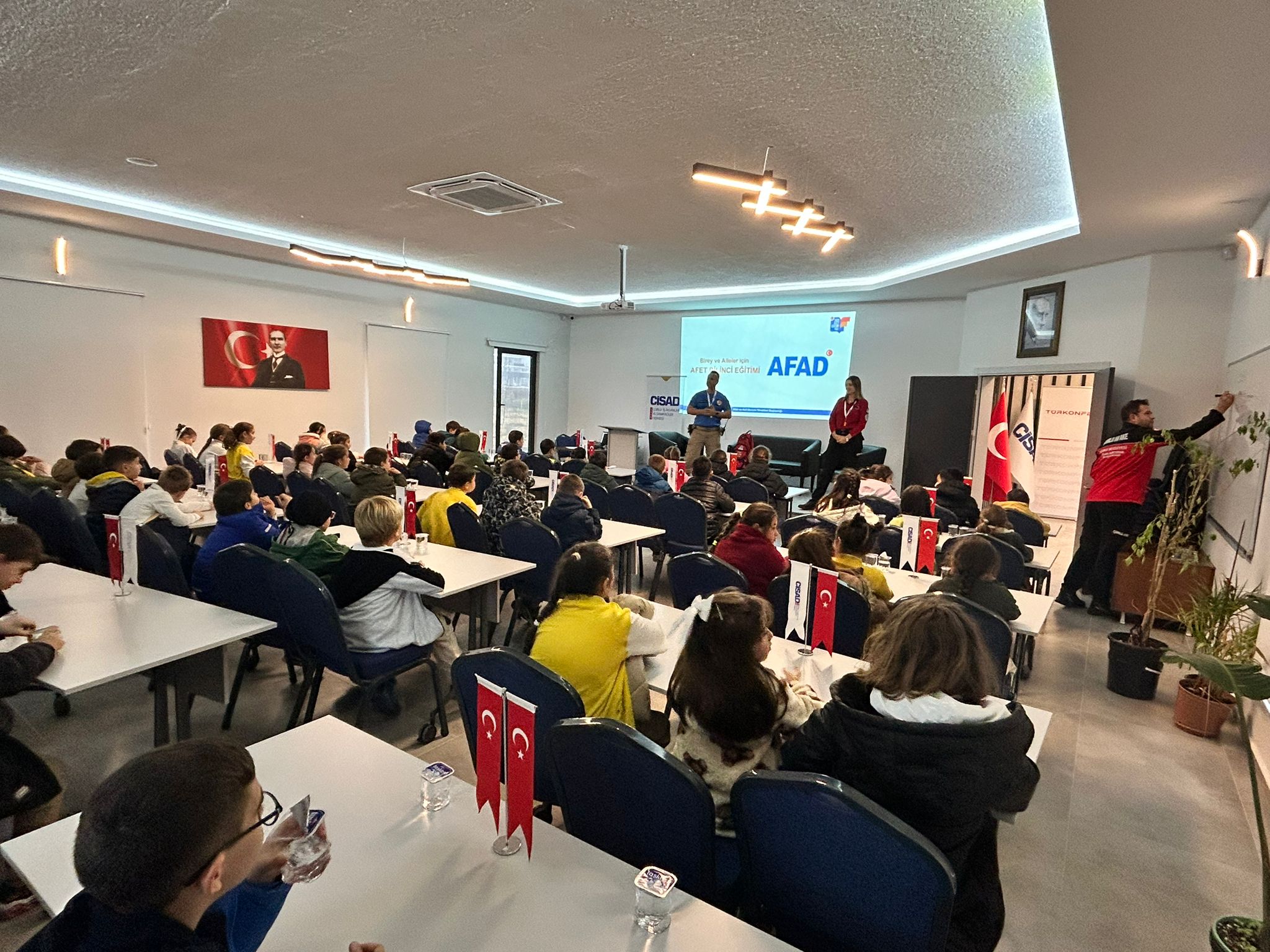 orlu Belediyesi`nden rencilere Afet Eitimi