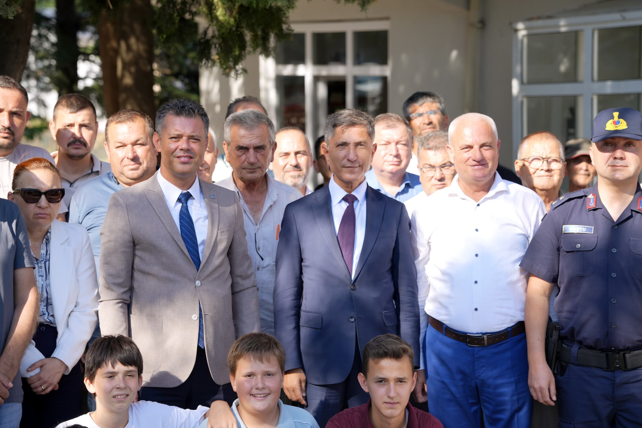 Ba�kan Sar�kurt �ahpaz Mahallesi Halk Toplant�s�na Kat�ld�