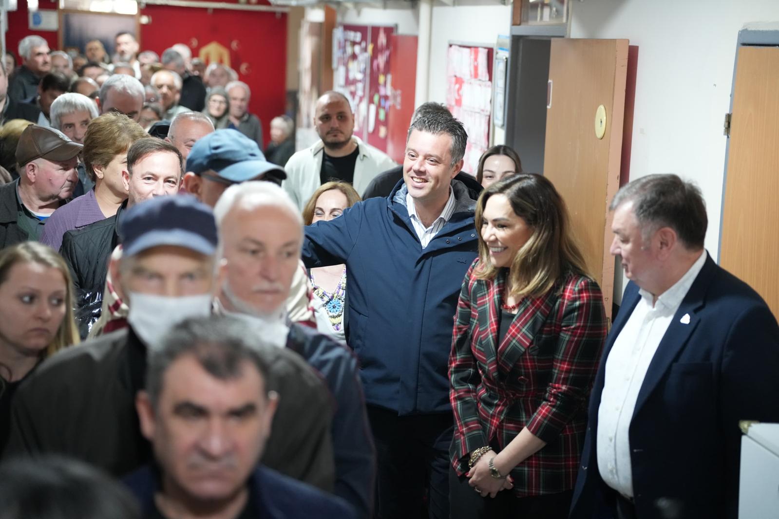 Ba�kan Sar�kurt Sand�k B�lgelerini Ziyaret Etti