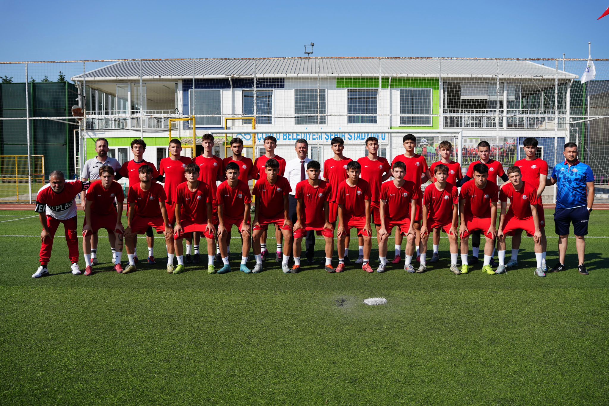 Bakan Sarkurt`tan Gen Futbolculara Tam Destek