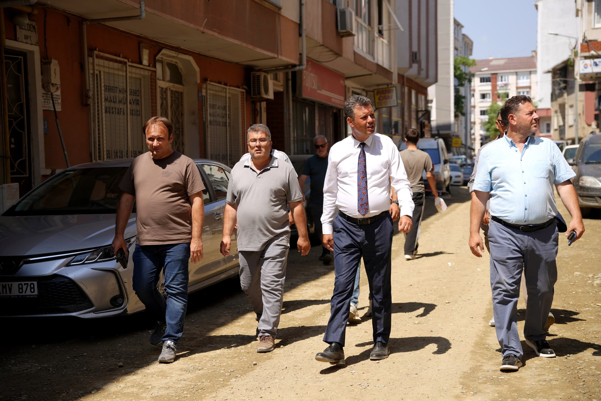 Ba�kan Sar�kurt, Kemalettin Mahallesi`ndeki Yol �al��malar�n� �nceledi