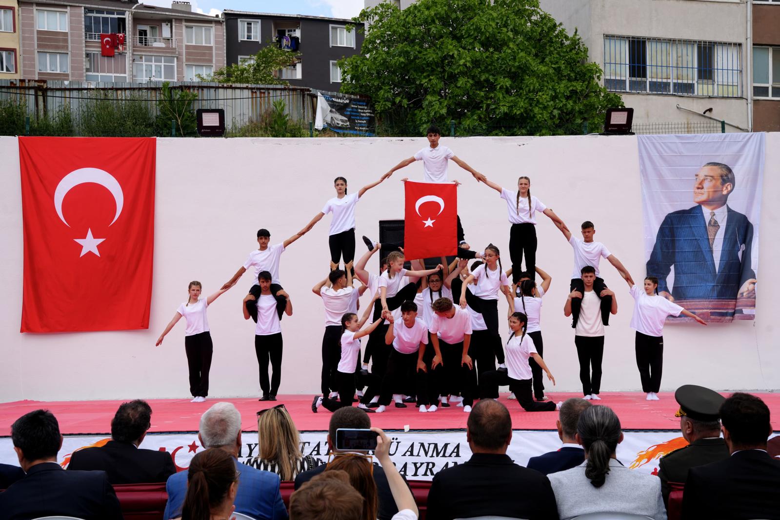 �orlu`da 19 May�s Atat�rk`� Anma, Gen�lik ve Spor Bayram� Kutland�