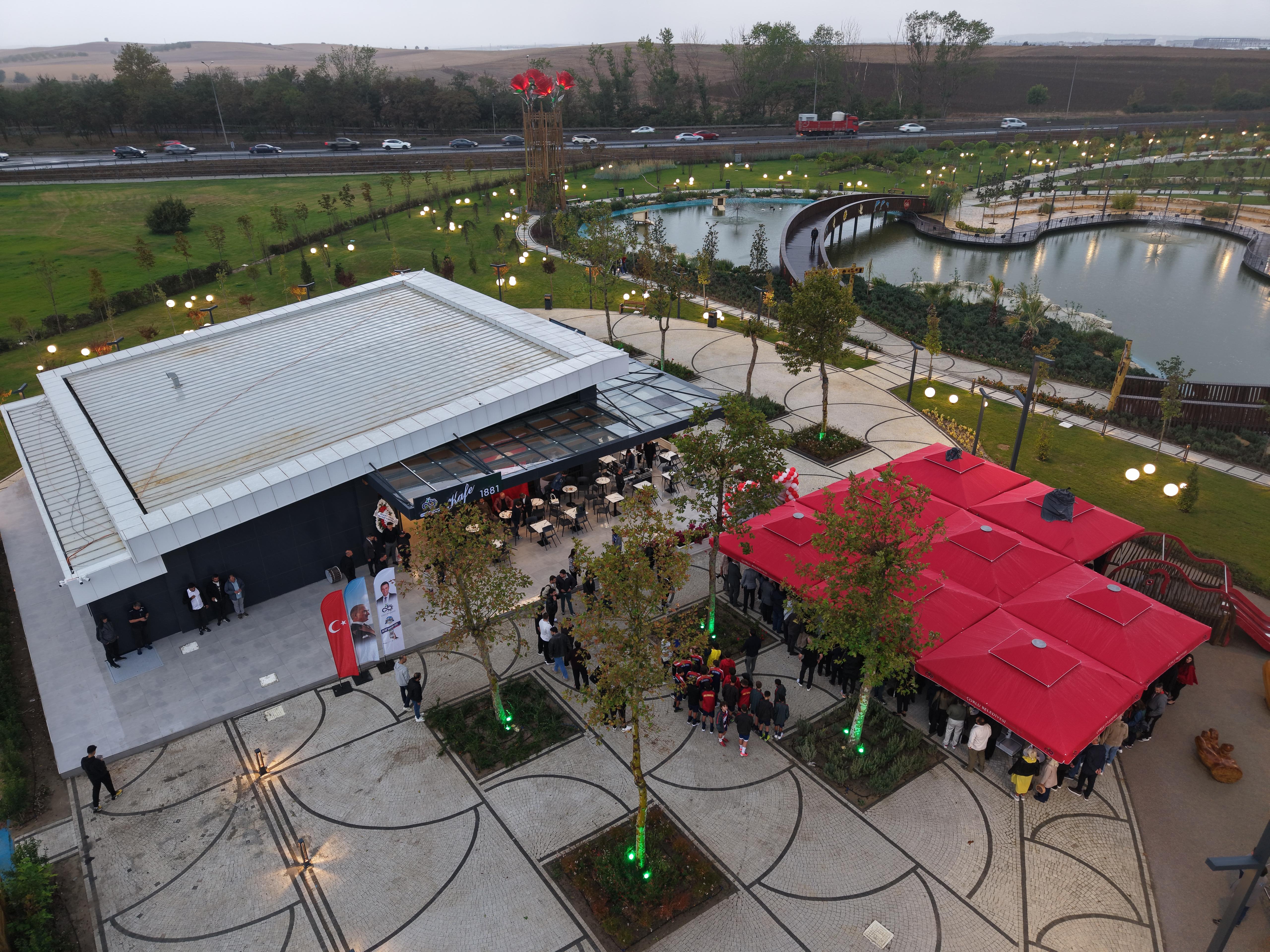 Sosyal Belediyecilikte Yeni Bir Ad�m Kafe 1881 Hizmete Girdi