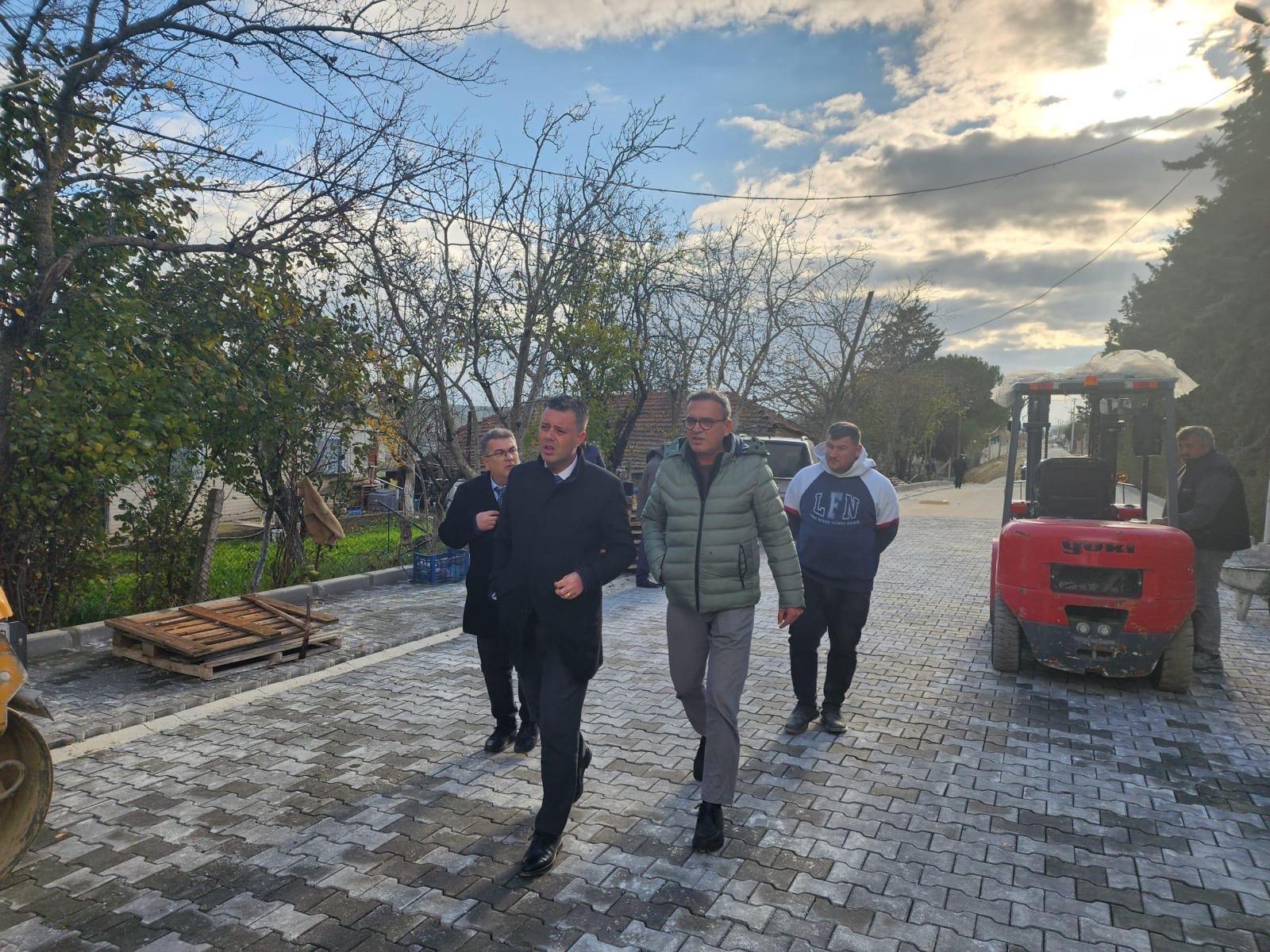 T�rkg�c�`nde �al��malar Tam Gaz S�r�yor