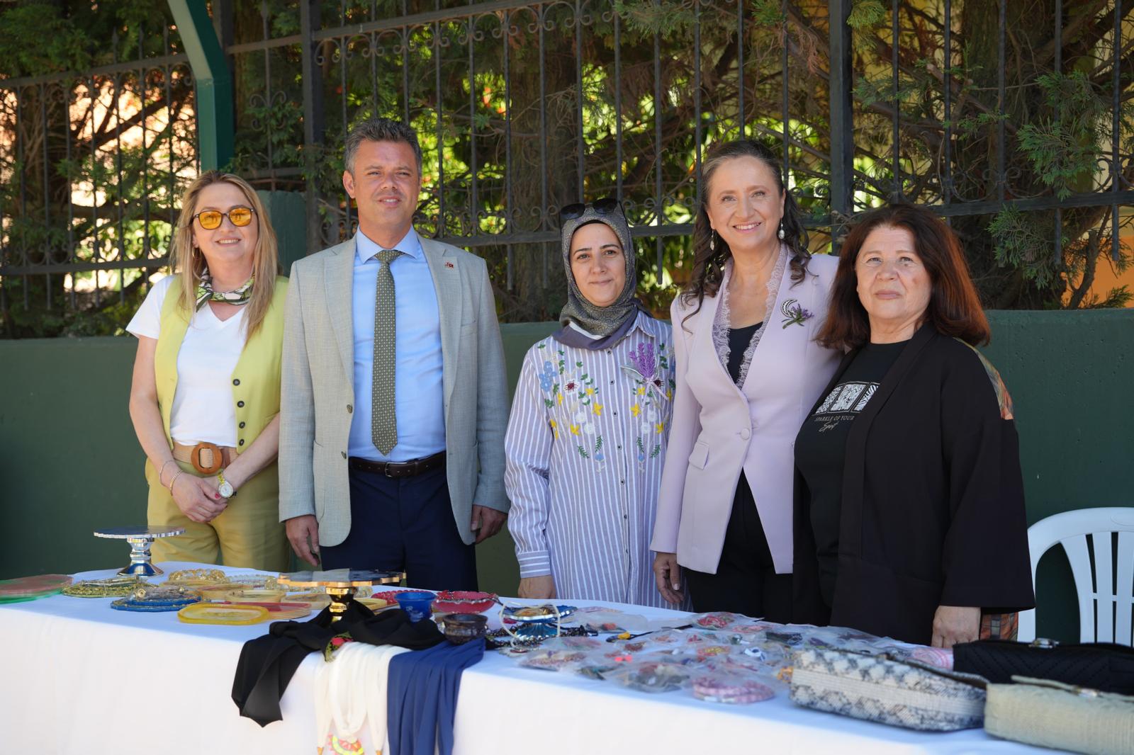 Ba�kan Sar�kurt: "�reten Kad�nlar Kentimize De�er Kat�yor"
