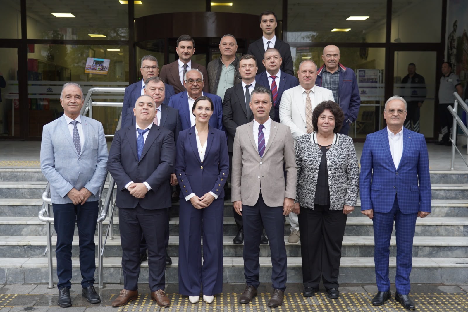 Ba�kan Sar�kurt, "Kom�u �lkelerle Yerel Y�netimler Aras�ndaki �� Birli�ini G��lendiriyoruz"