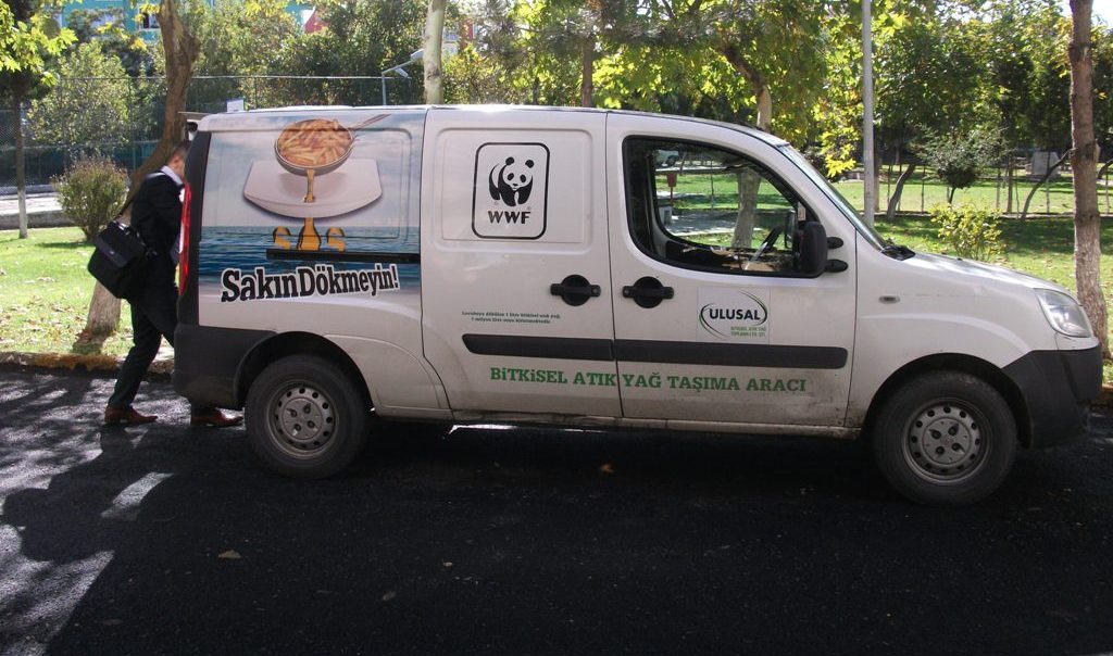 Bitkisel At�k Ya�lar Toplan�yor