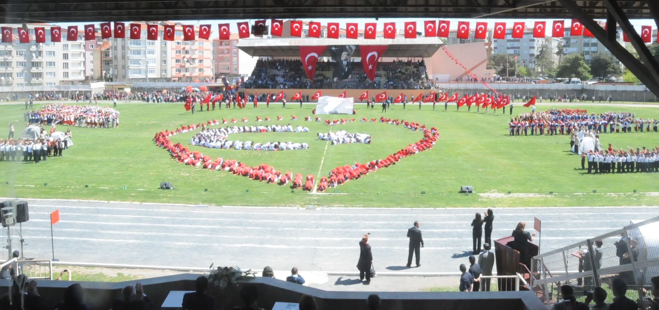 23 Nisan ocuk Bayram Dolu Dolu Geti