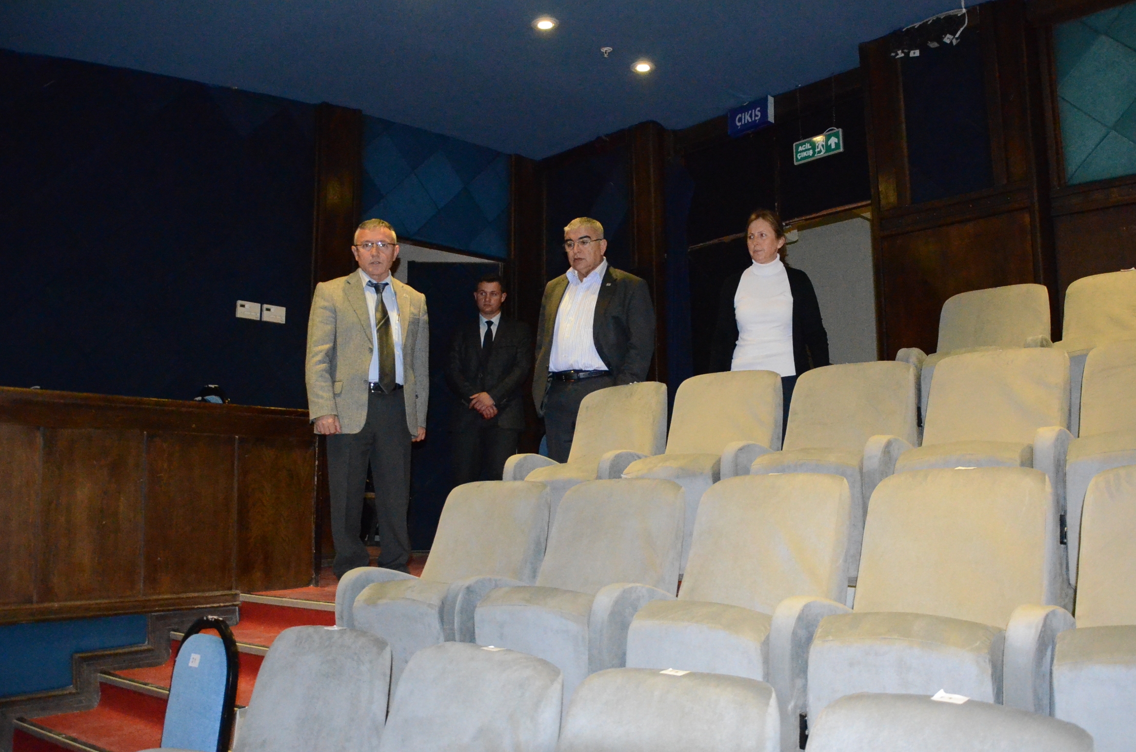 Ba�kan Baysan Tiyatro Salonu�ndaki �al��malar� �nceledi