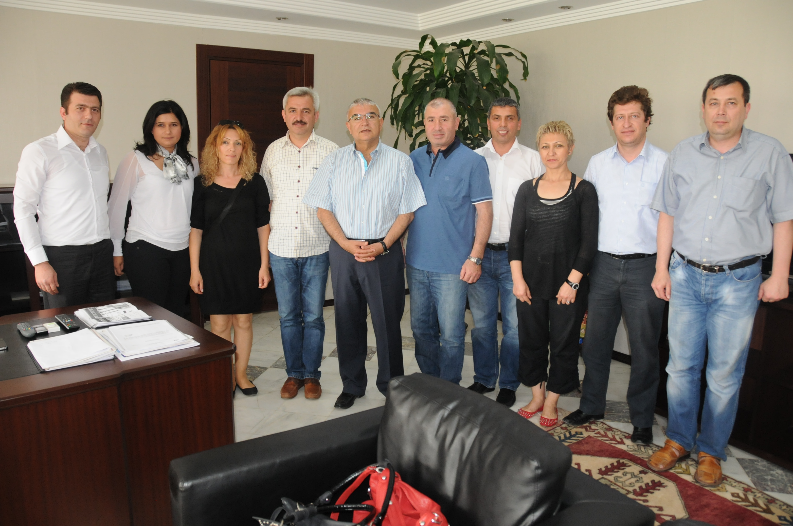Bisaderin Yeni Ynetimi Bakan Baysan Ziyaret Etti