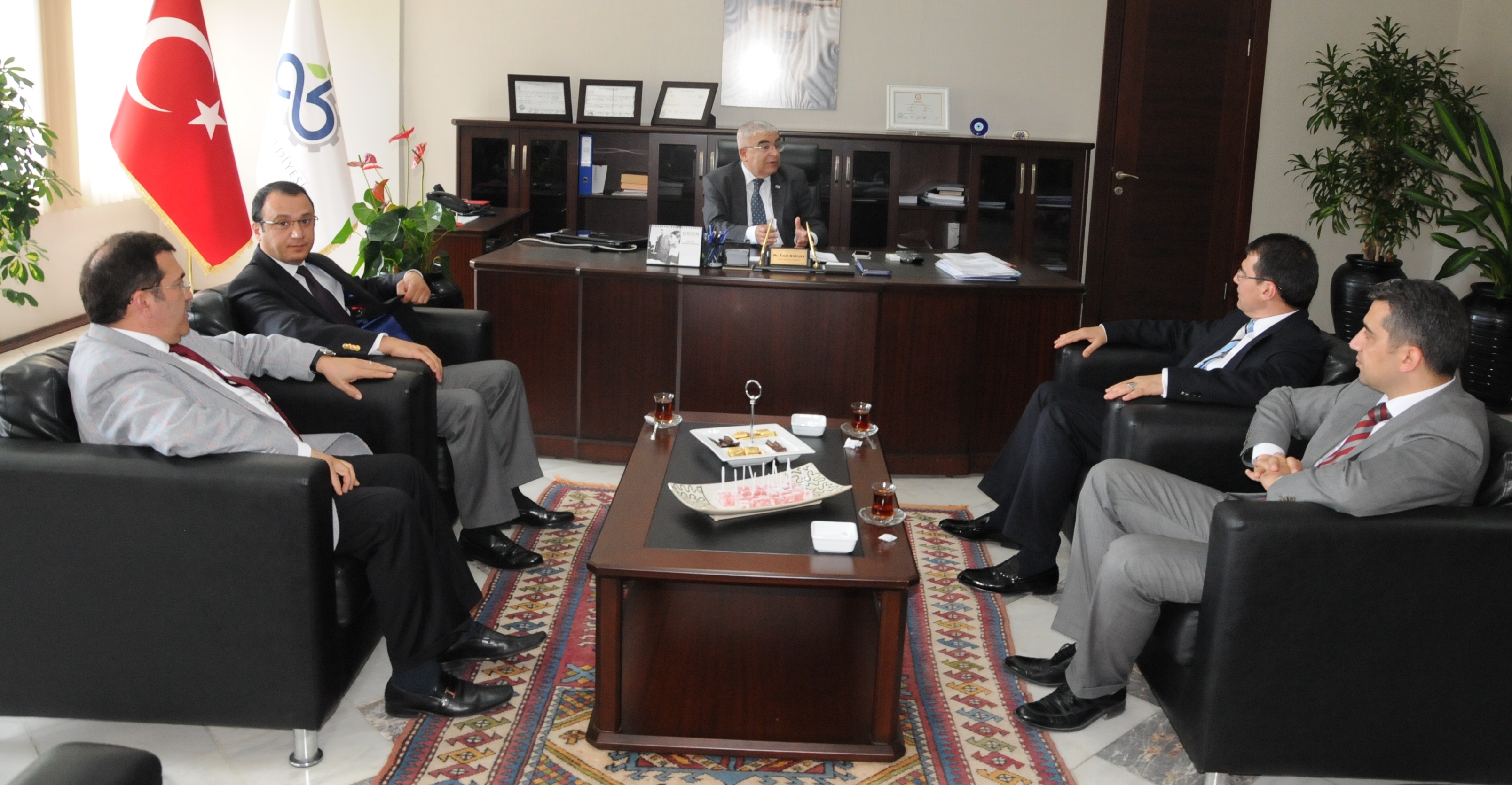 TEKSANDER�den Ba�kan Baysan�a Ziyaret