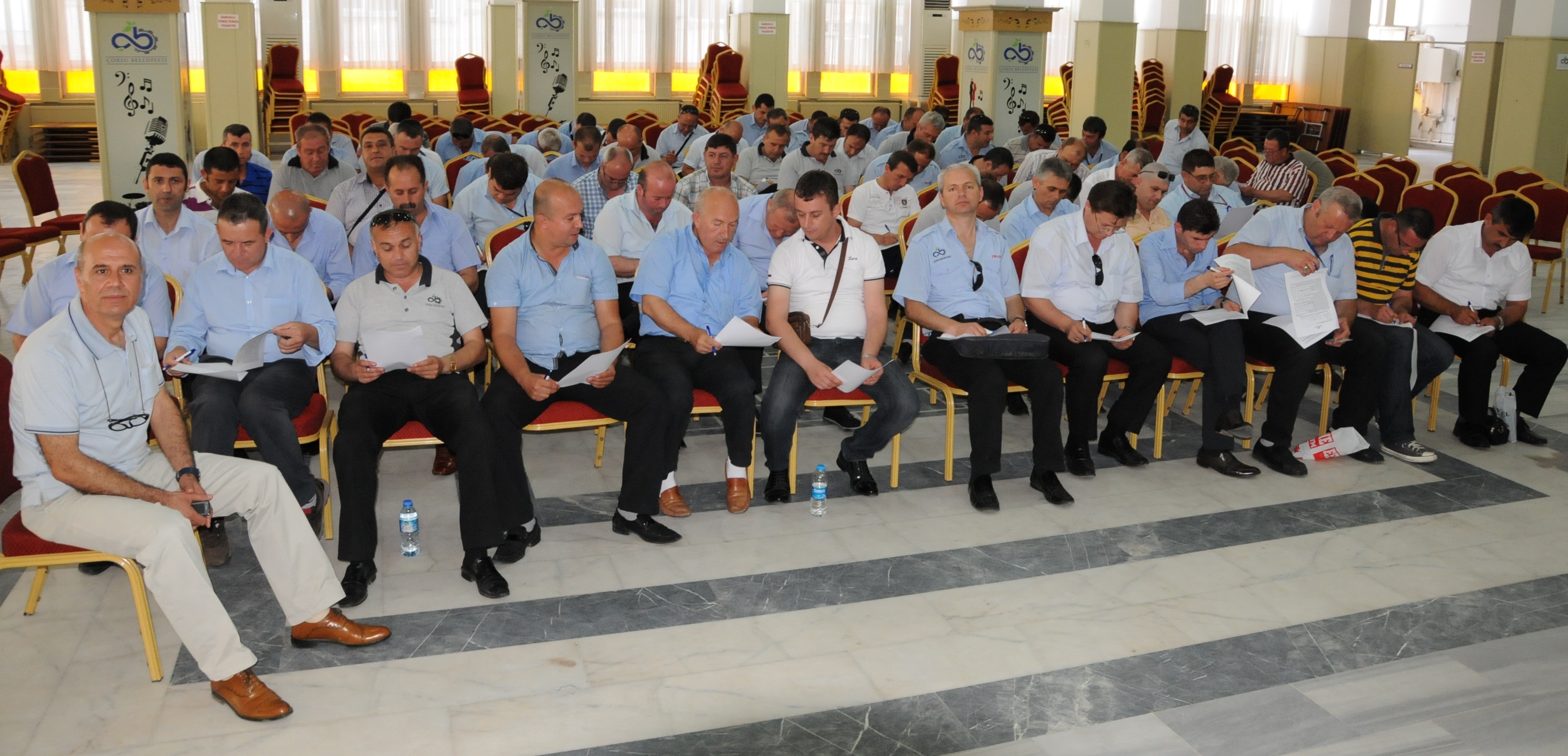 Halk Otob�sleri �of�rlerine �� G�venli�i E�itimi Verildi