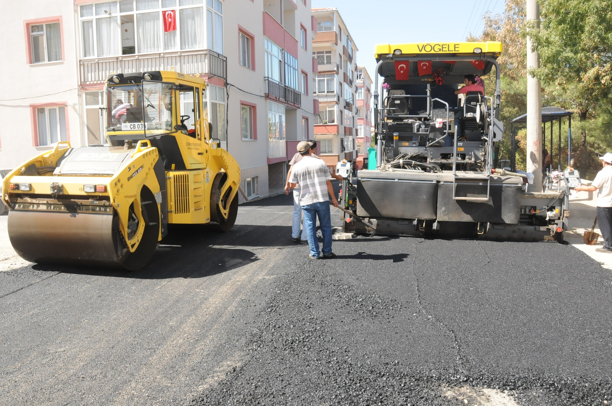 Asfaltlama almalar Devam Ediyor