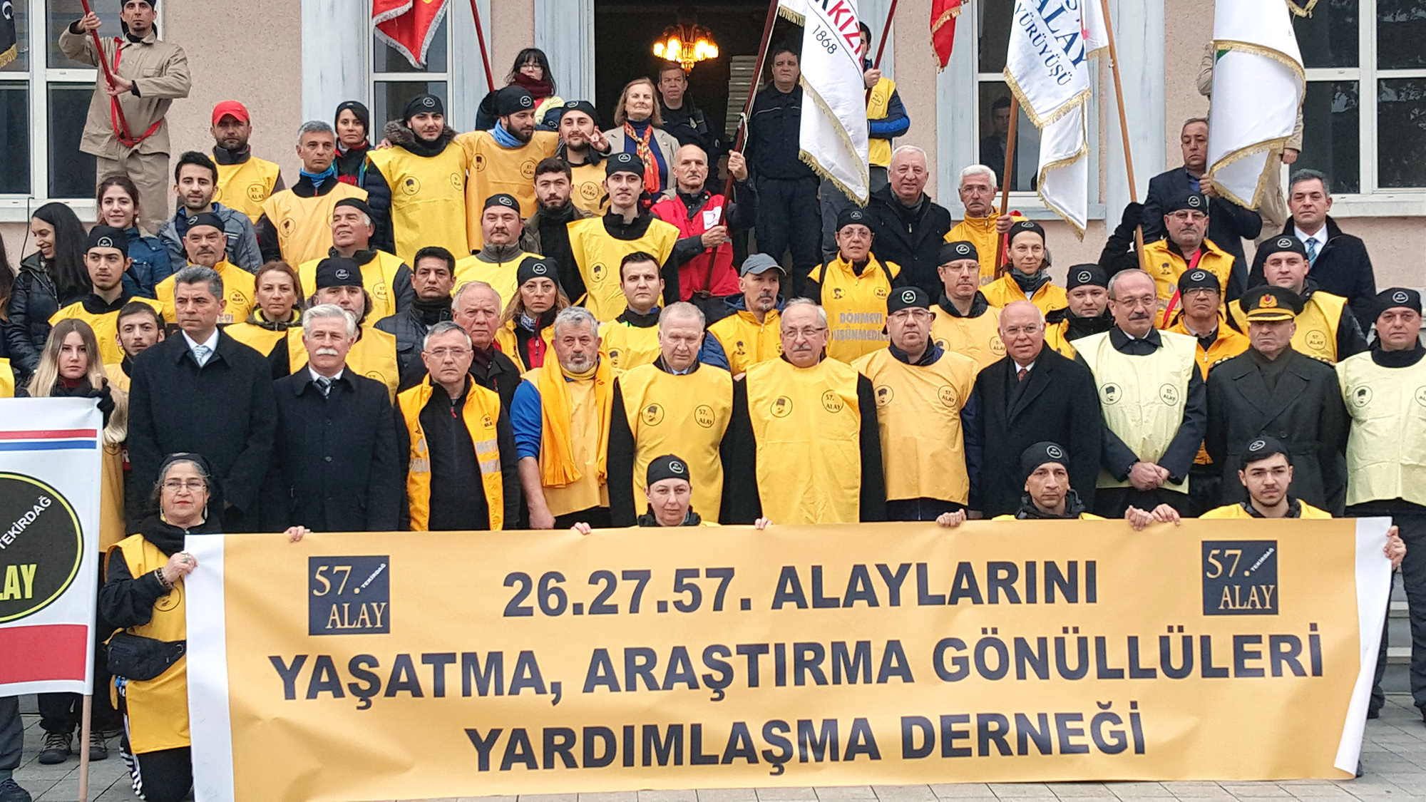 57. Alay Y�r�y��� Ba�lad�