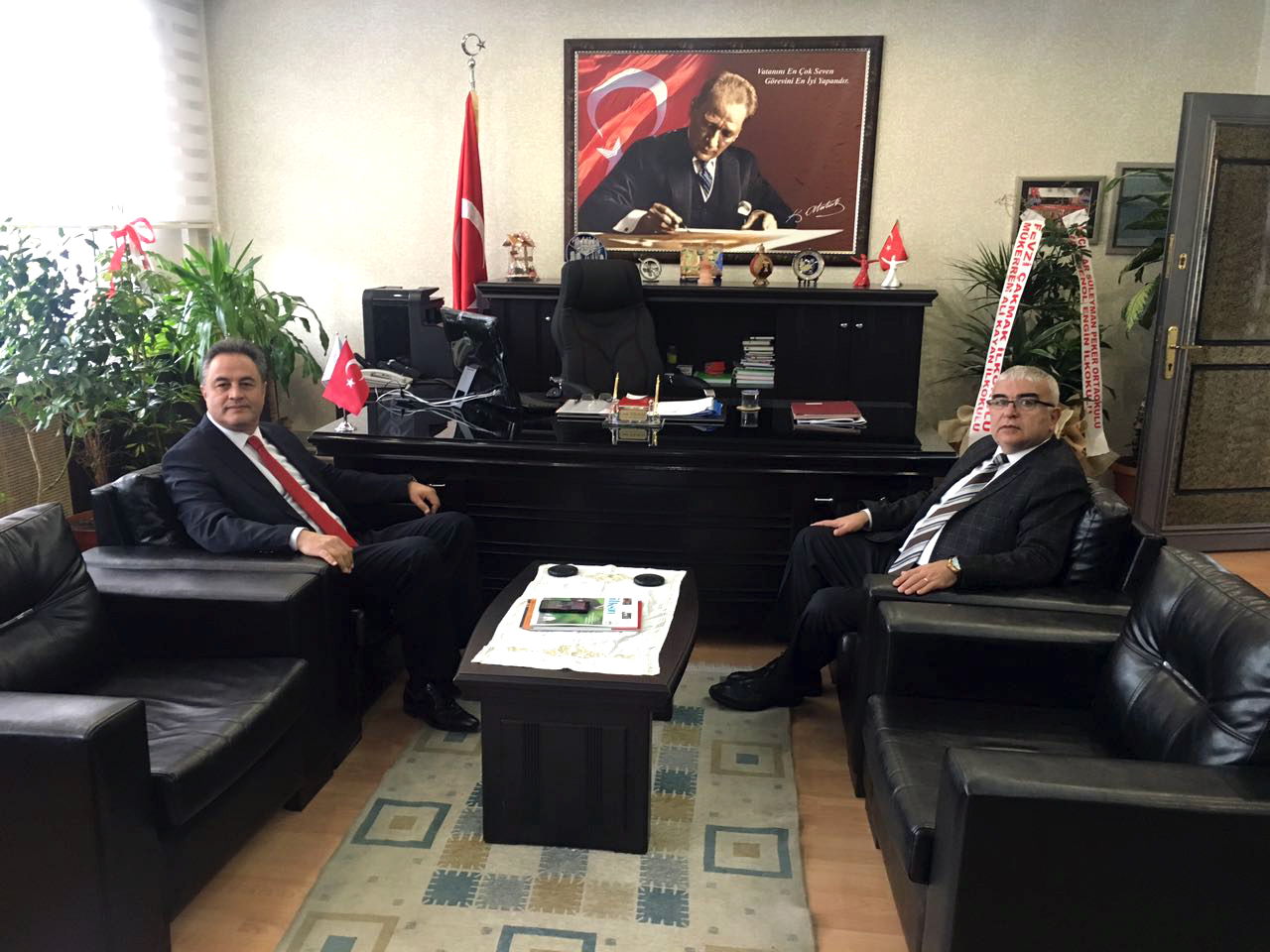 Ba�kan Baysan�dan M�d�r Y�lmaz�a Ziyaret