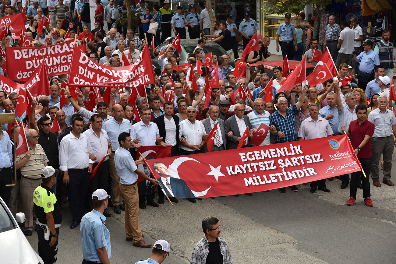 Tekirda Demokrasi in Yrd