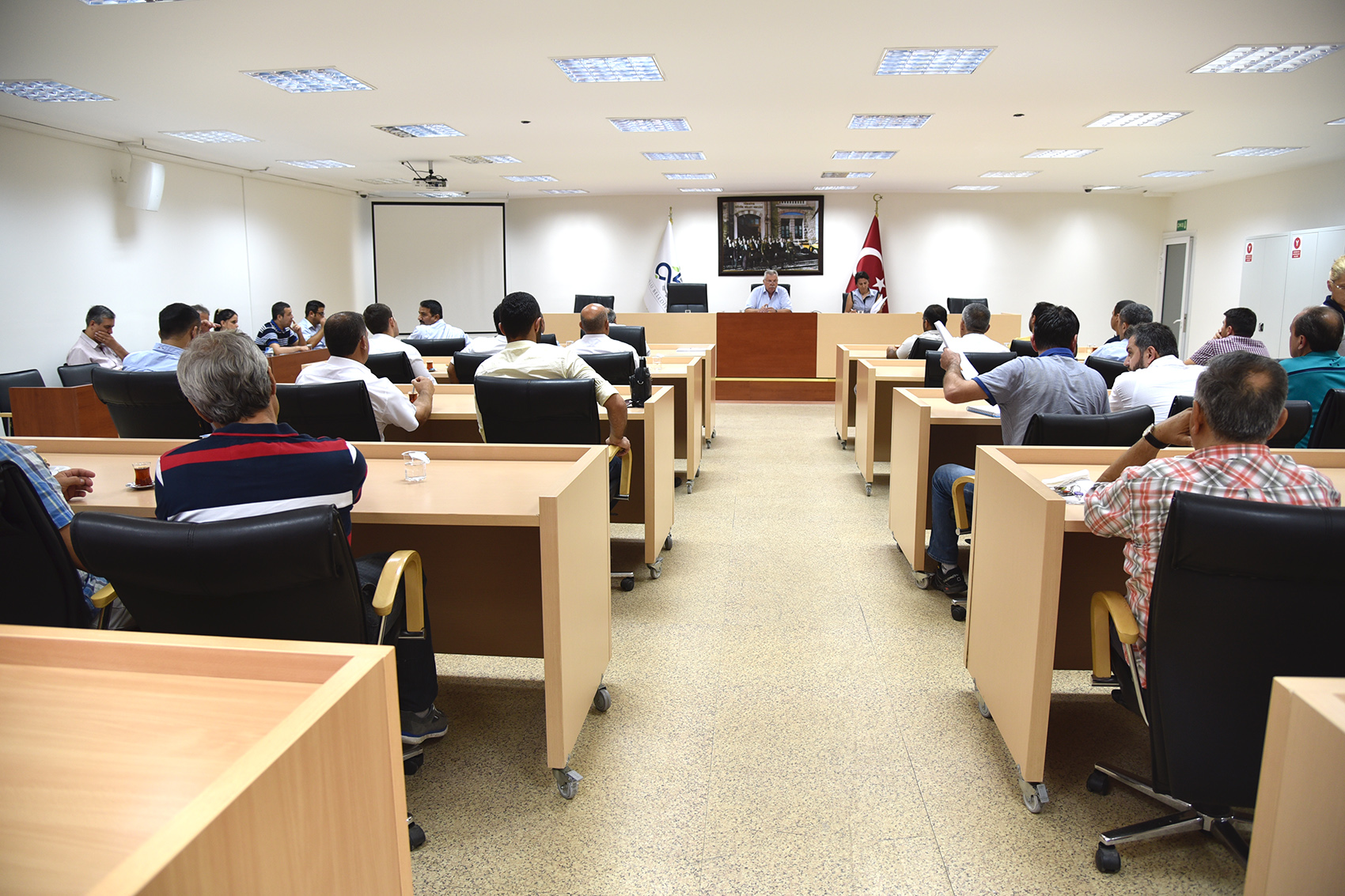 M�teahhit Firmalara Bilgilendirme Toplant�s� D�zenlendi