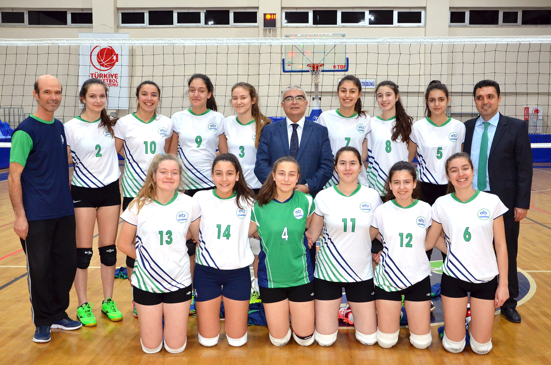 Y�ld�z K�zlar�m�z Galibiyet Serisini S�rd�rd�