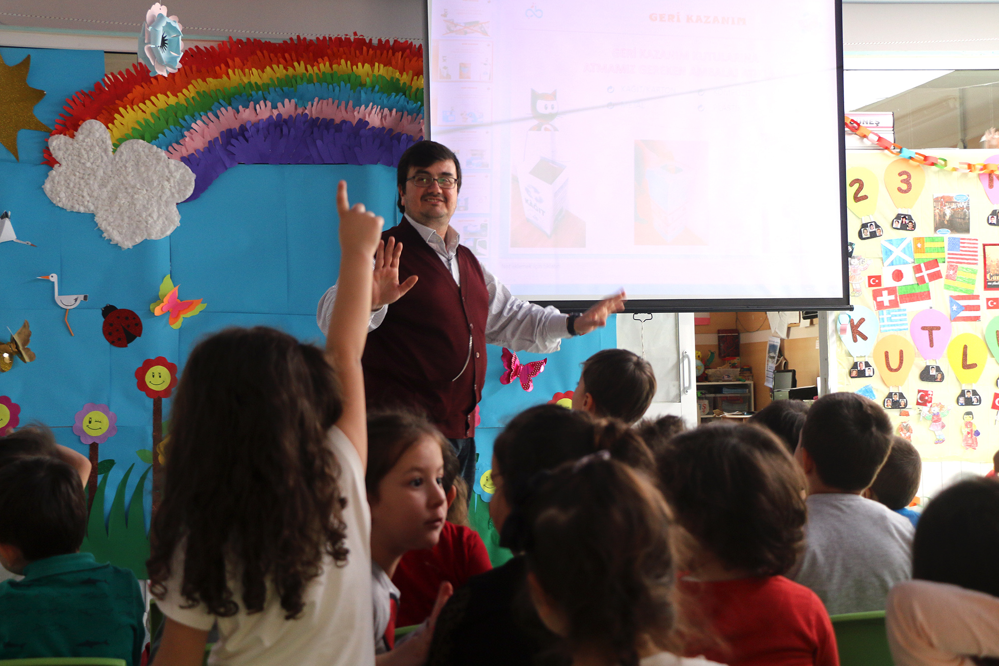 Temizlik ��leri M�d�rl��� E�itimlere Devam Ediyor