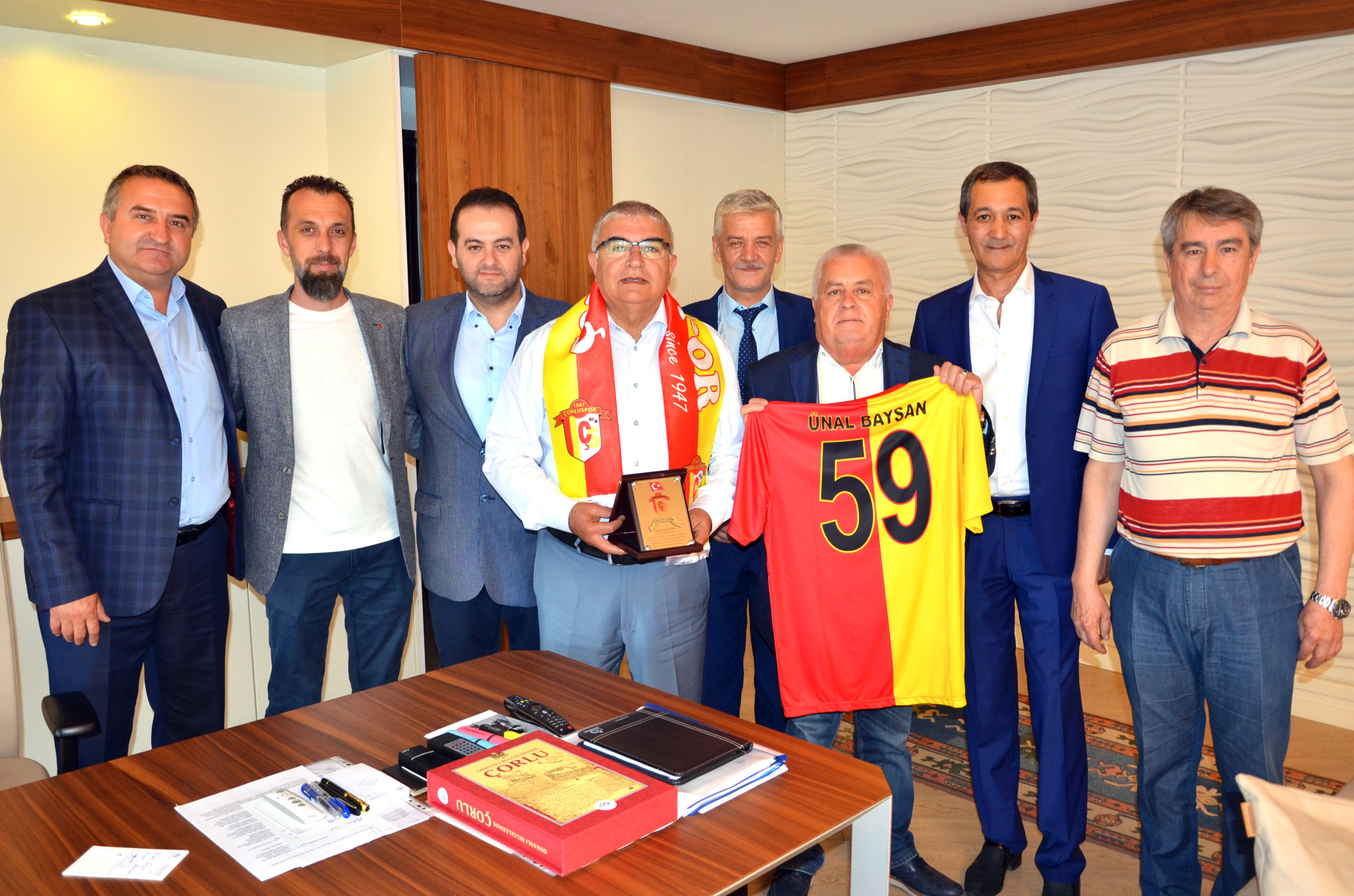 �orluspor Kul�plerinden Ba�kan Baysan�a Ziyaret