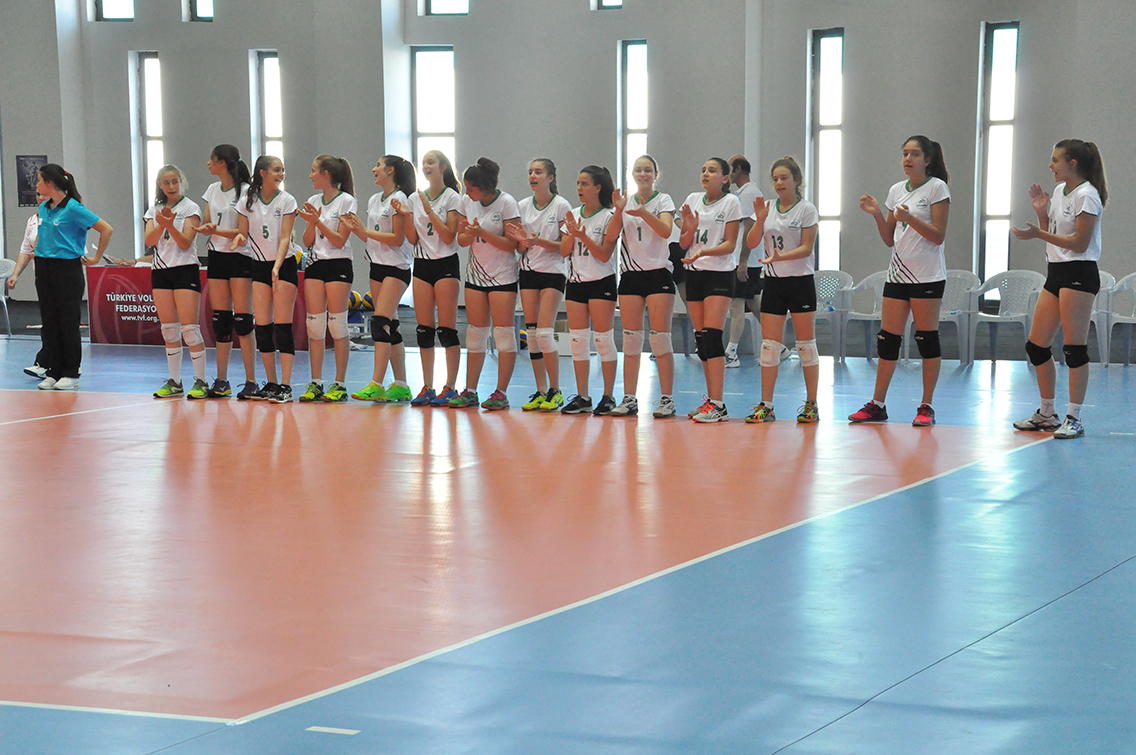 K���k K�zlar�m�z Yine Galip