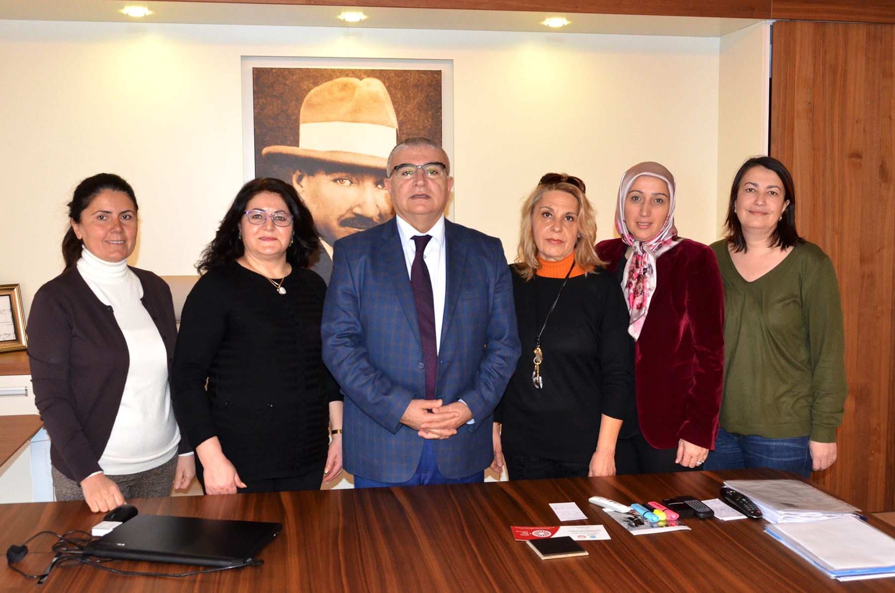 Kad�n Meclisi�nden Ba�kan Baysan�a Ziyaret