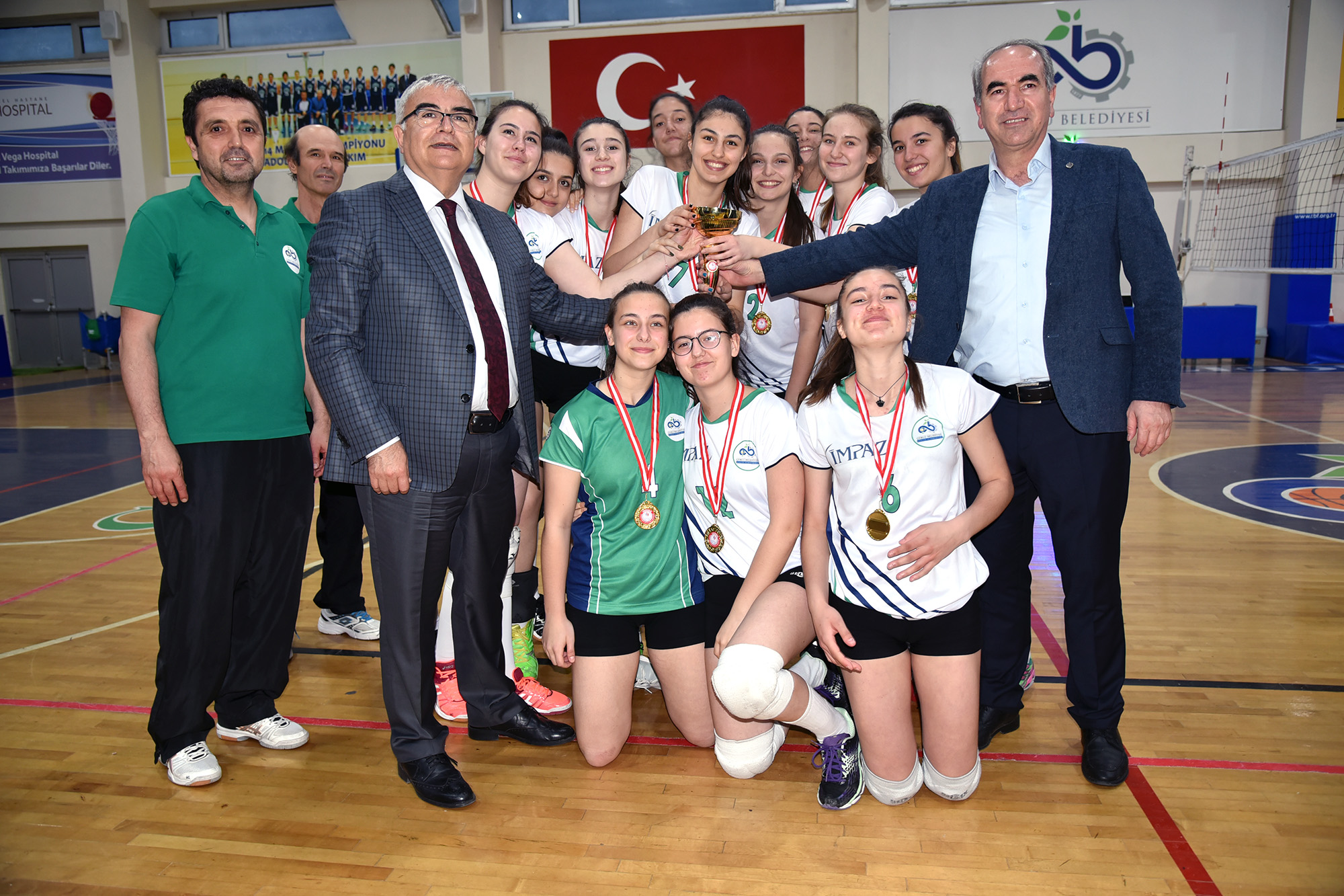 Y�ld�z K�zlar�m�z �ampiyon Oldu