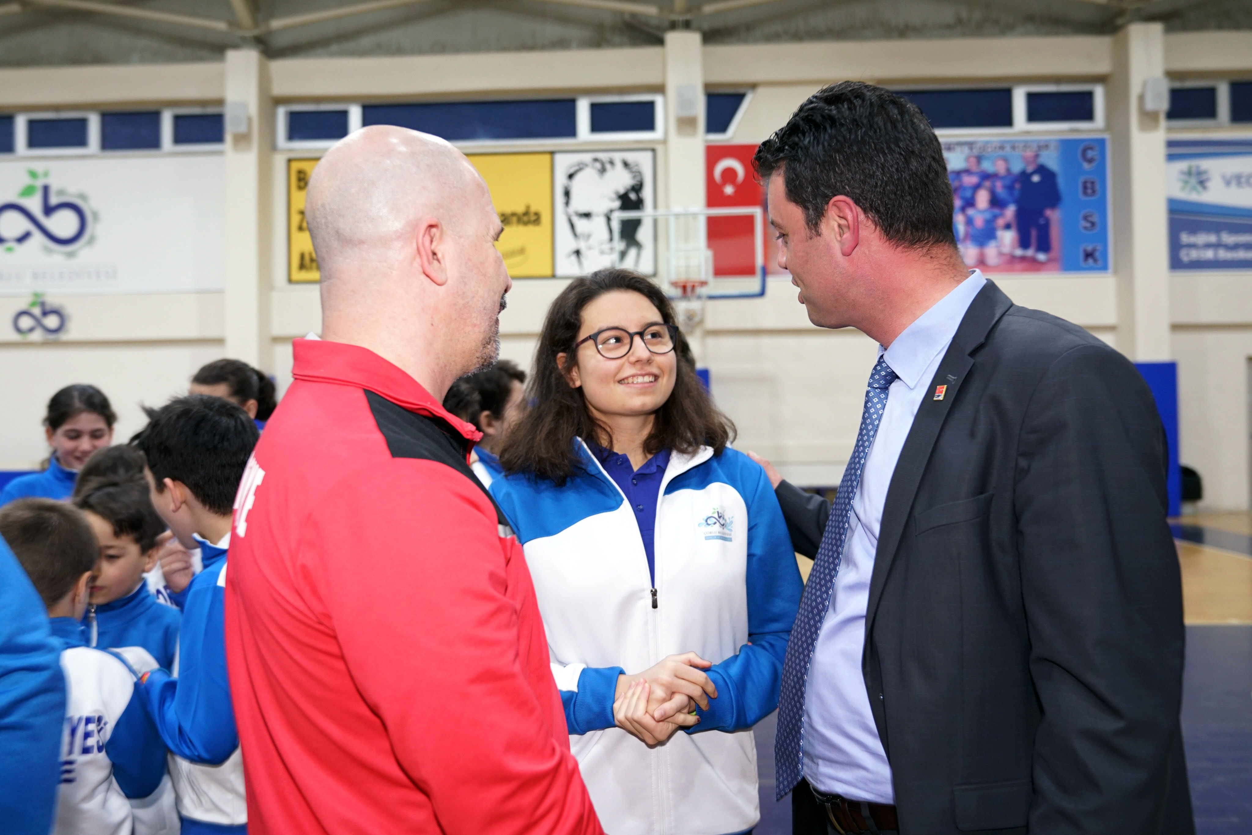 Sporcumuz Sezin Akaltunta Milli Formay Giyecek