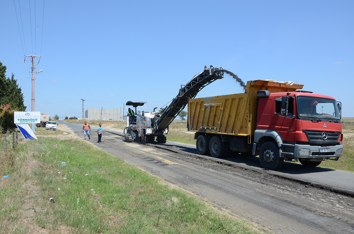 Seymen ve T�rkg�c� Mahallelerinde �al��malar S�r�yor